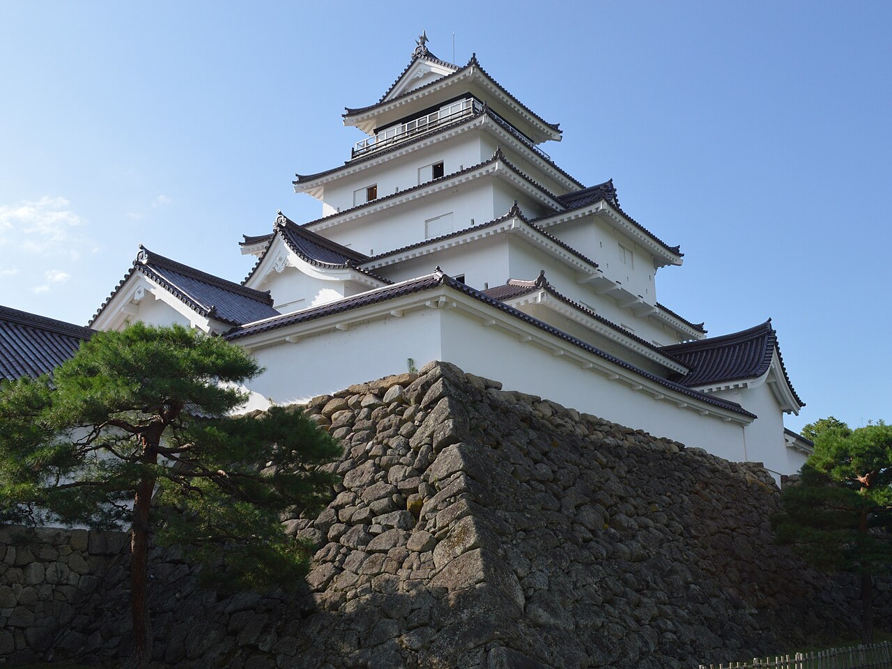 鶴ヶ城
