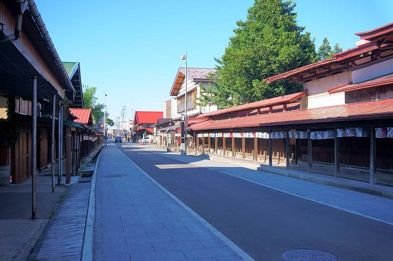 中町こみせ通り