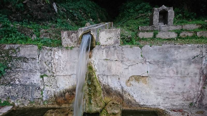 垣花樋川