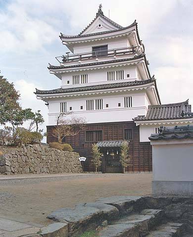 平戸城